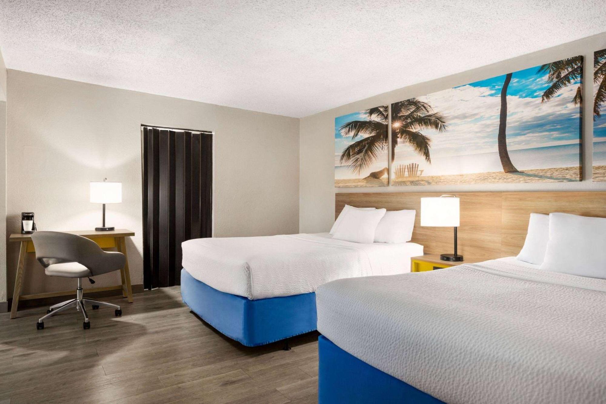 เดย์ อินน์ บาย วินด์แฮม ไมอามี แอร์พอร์ต นอร์ท Miami Springs ภายนอก รูปภาพ