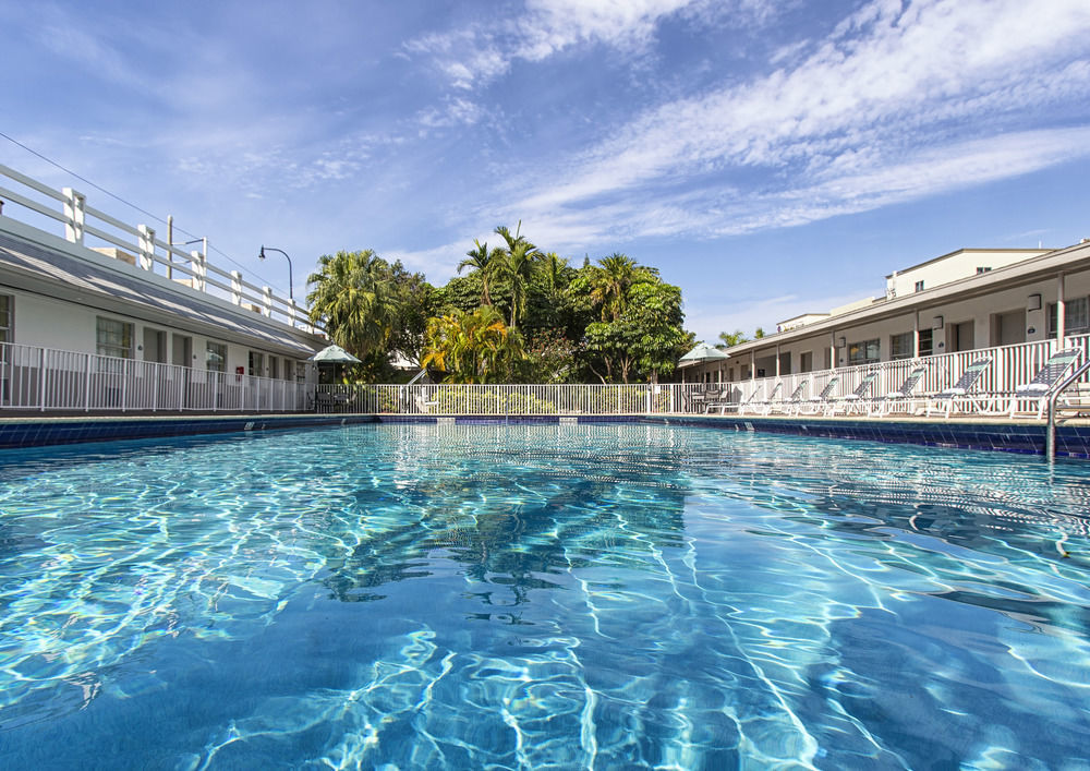 เดย์ อินน์ บาย วินด์แฮม ไมอามี แอร์พอร์ต นอร์ท Miami Springs ภายนอก รูปภาพ